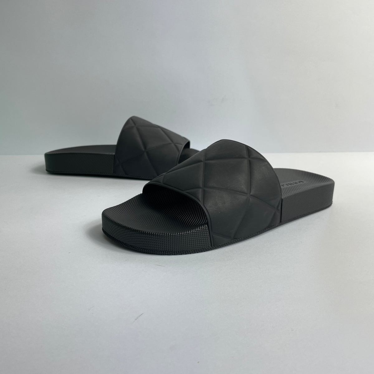 Bottega Veneta The Slider rubber sandals