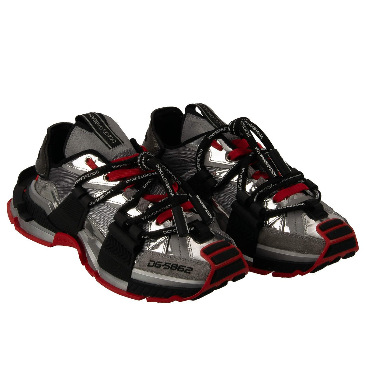 Dolce&Gabbana Sneakers Plateados con Rojo y Armadura