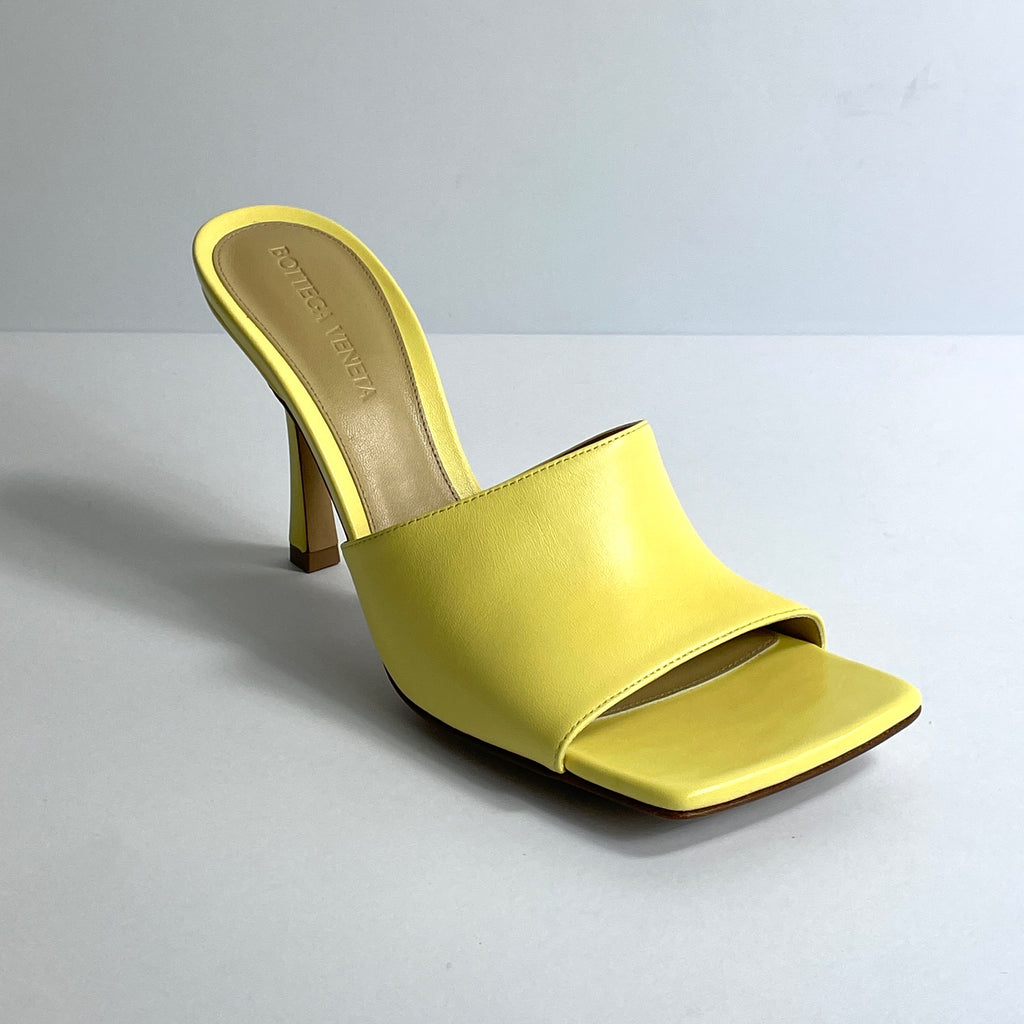 Bottega Veneta Lido Amarillos cuero liso