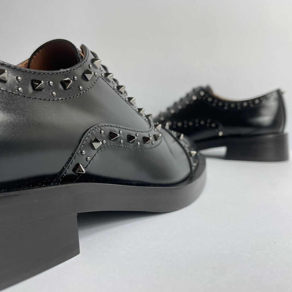 Valentino Garavani- Rockstud Black Formal Shoes