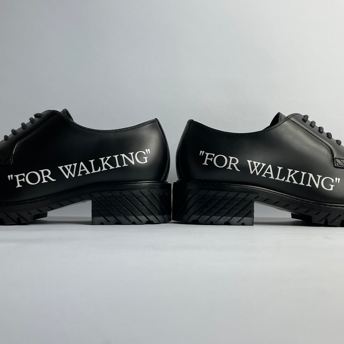 Off-White Walking Shoes Negros