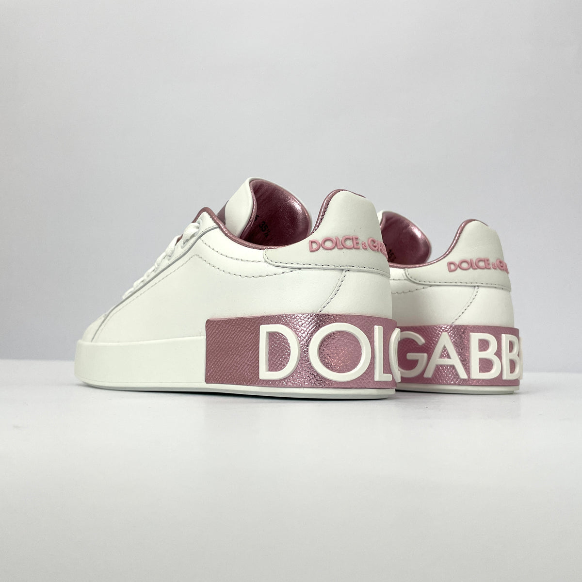 Dolce & Gabbana Portofino Sneakers Blancos con Detalles Rosa Metálico