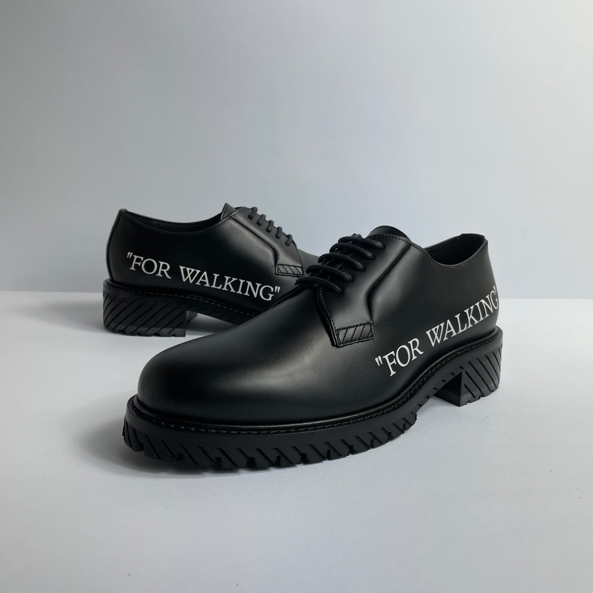 Off-White Walking Shoes Negros