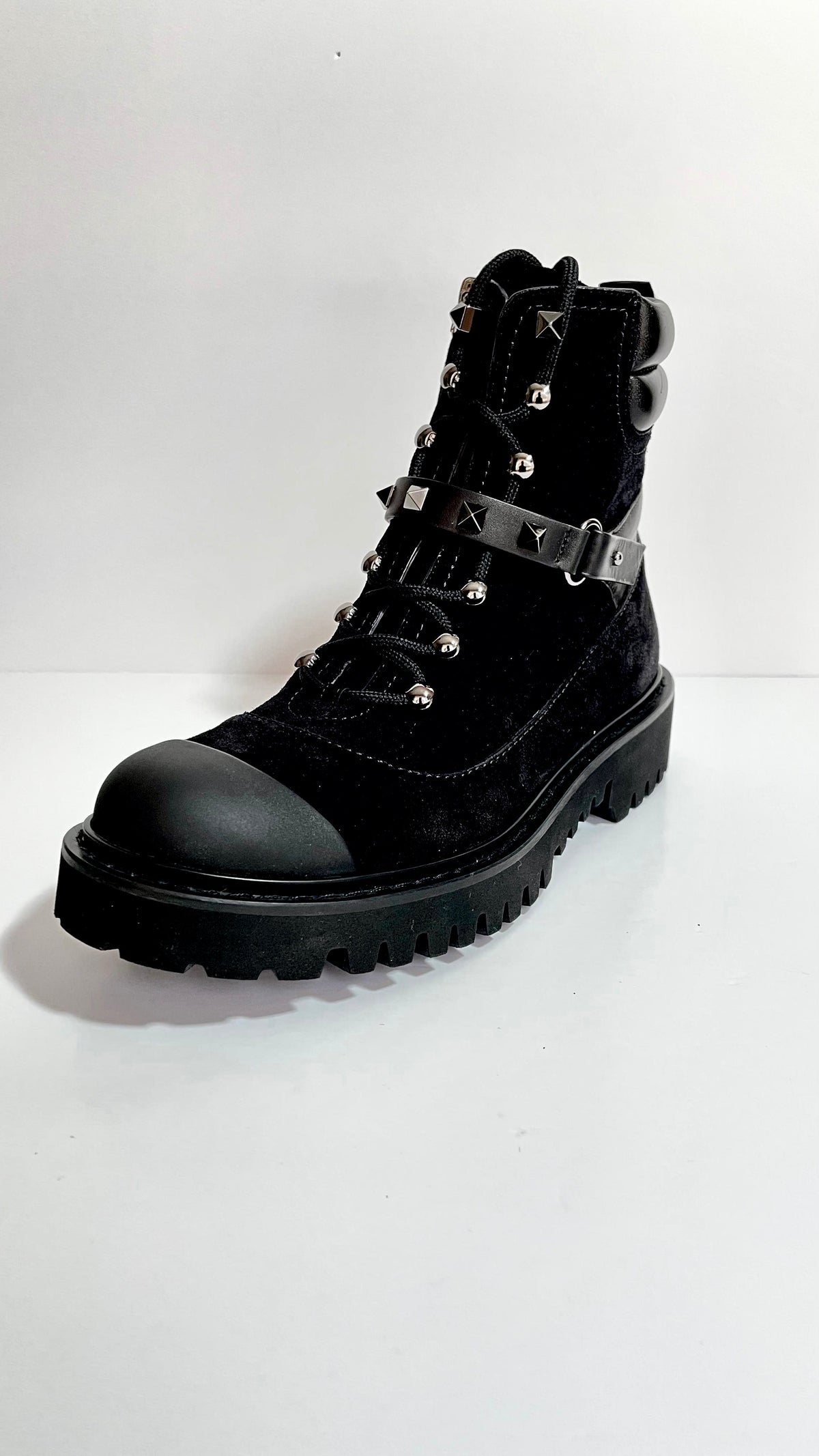 Valentino Garavani Botas Combat studs Negras