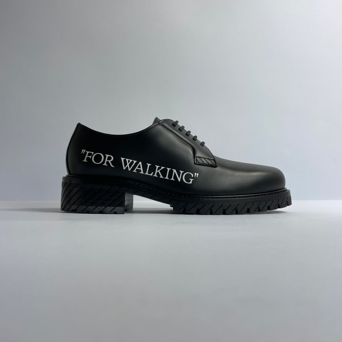 Off-White Walking Shoes Negros