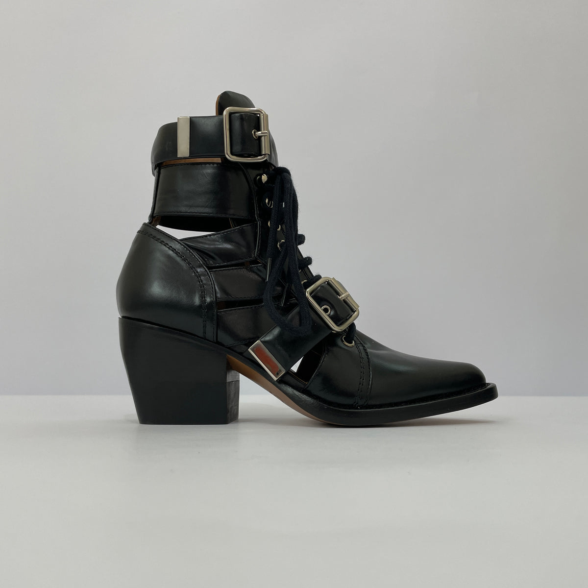 Chloé Rylee Botines de Cuero con Cordones y Hebillas