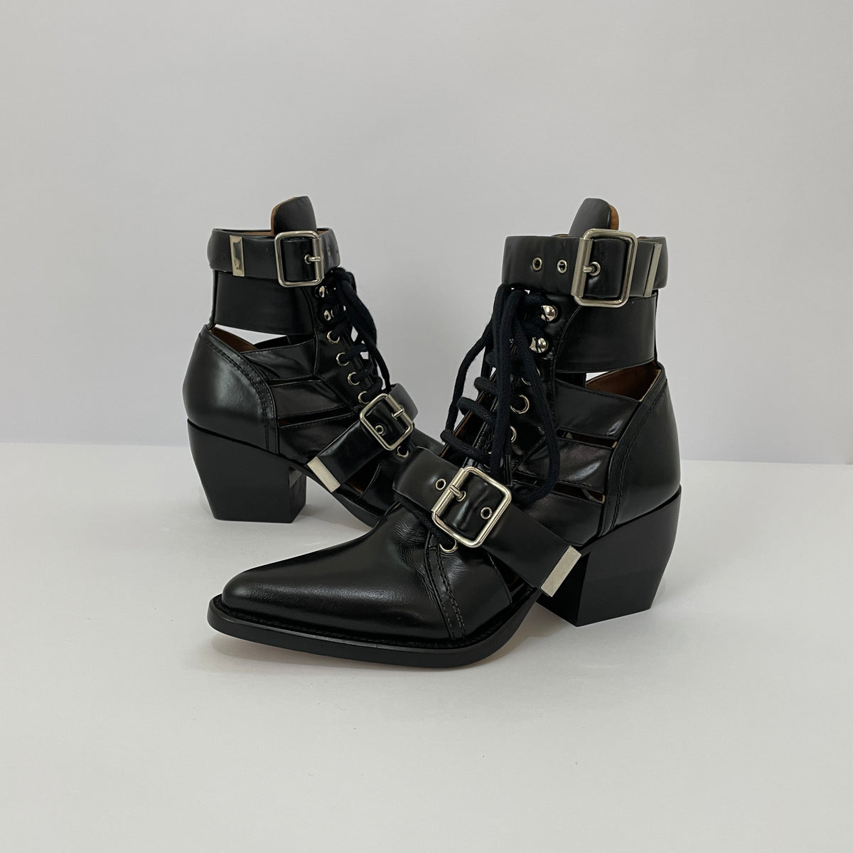Chloé Rylee Botines de Cuero con Cordones y Hebillas