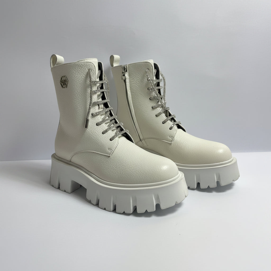 Philipp Plein- Botas Blancas de Cuero con Cordones y Detalles Diamante