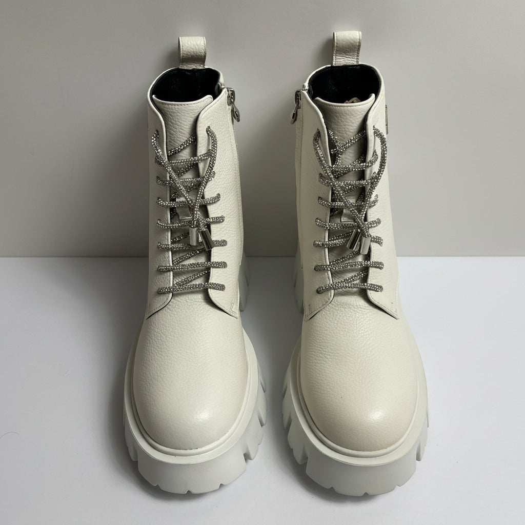 Philipp Plein- Botas Blancas de Cuero con Cordones y Detalles Diamante