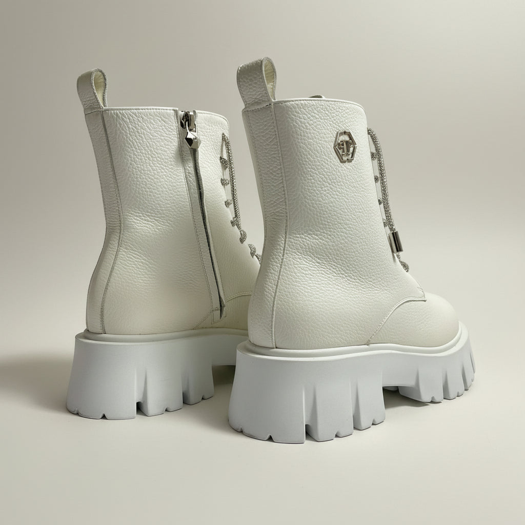 Philipp Plein- Botas Blancas de Cuero con Cordones y Detalles Diamante
